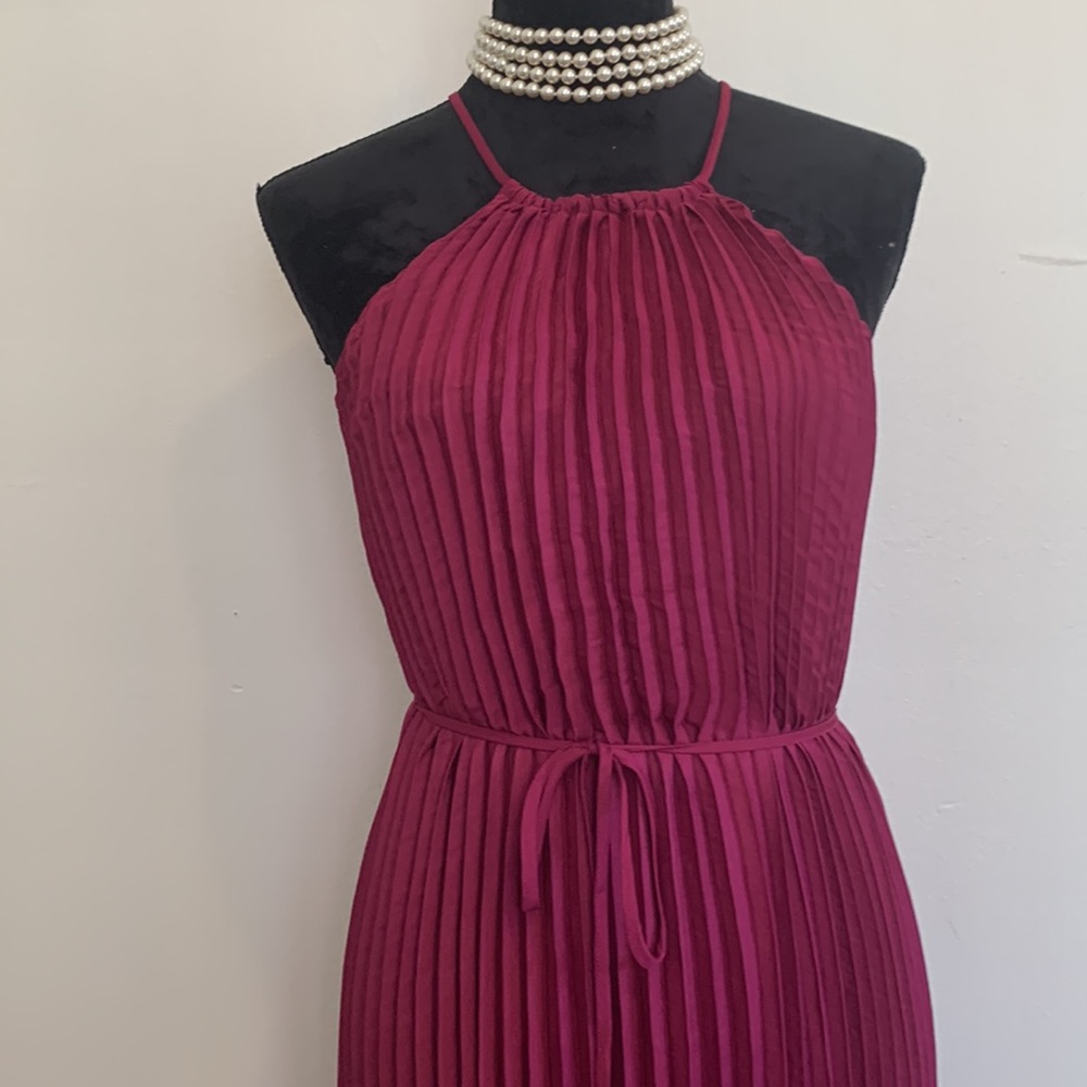 NEW Banana Republic Maxi Dress - Picture 2 of 16